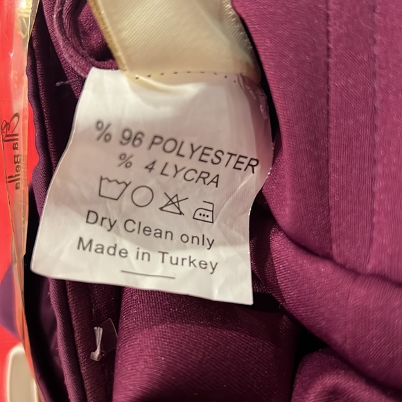 Hermz LA designer plum one shoulder gown - Picture 7 of 8